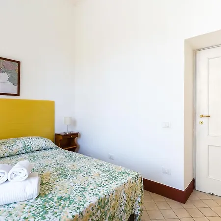 Lopez 20 A Big Family By Napoliapartments Napoli