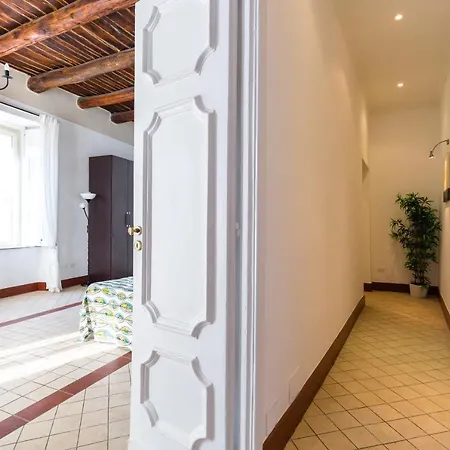 Appartamento Lopez 20 A Big Family By Napoliapartments