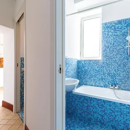 Lopez 20 A Big Family By Napoliapartments Napoli