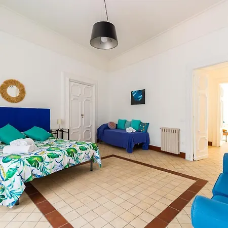 Appartamento Lopez 20 A Big Family By Napoliapartments Napoli