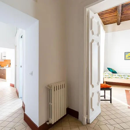 Lopez 20 A Big Family By Napoliapartments Appartamento *