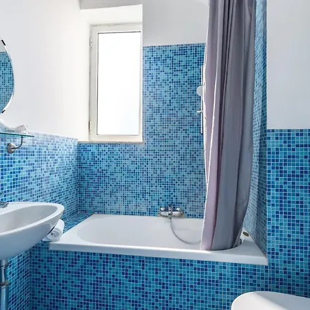 Lopez 20 A Big Family By Napoliapartments * Napoli